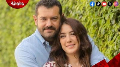 كندة علوش وعمرو يوسف يقدمان واجب العزاء في سمية الألفي