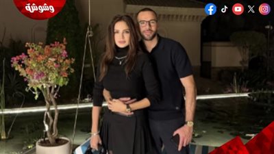 كل سنة وانتي عمري وآمالي.. علي محجوب يشارك صورة مع آمال ماهر 