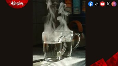 لماذا أصبح شرب الماء الدافئ على الريق ترندًا صحيًا عالميًا؟