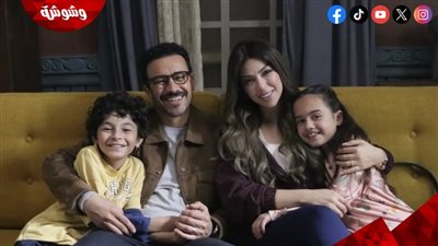 أحمد داود يشارك صورة من كواليس بابا وماما جيران