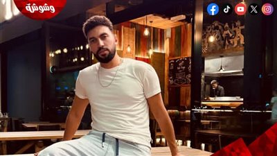 الشاعر عمرو المصري يودّع والده بكلمات مؤثرة: 