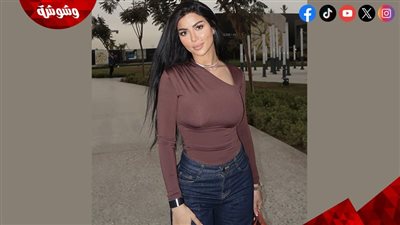 كاريزما هادئة وأناقة ذكية.. كارولين عزمي في ظهور لافت 	