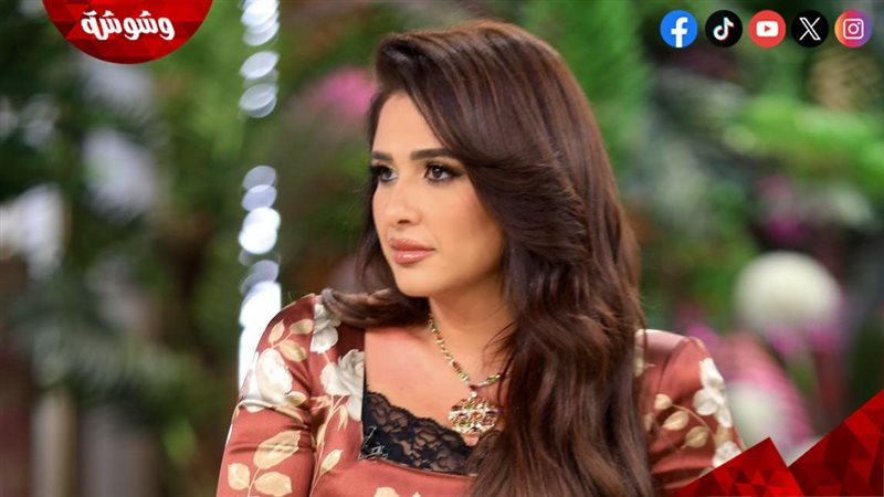 ياسمين عبد العزيز