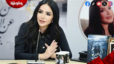 إنجي علاء تحتفل بتوقيع رواية 