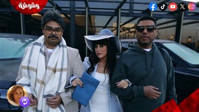 إسلام إبراهيم يشارك صورة بصحبه شيري عادل ومحمد جمعة من كواليس فن الحرب
