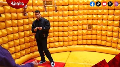 «عقدك كام بجد؟».. رامز جلال يحاصر زيزو بأسئلة العقود والمقارنات النارية 