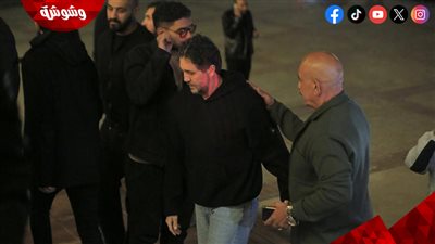 بالصور.. حضور نجوم الفن في جنازة شقيق زينة