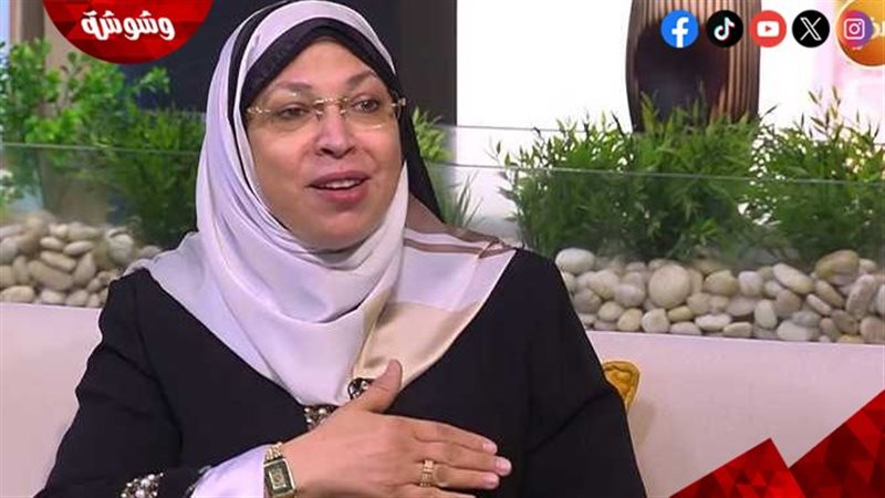 نيفين مختار