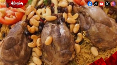 أرز بالخلطة مع لحمة موزة.. طبق شرقي غني يزين مائدة العزومات