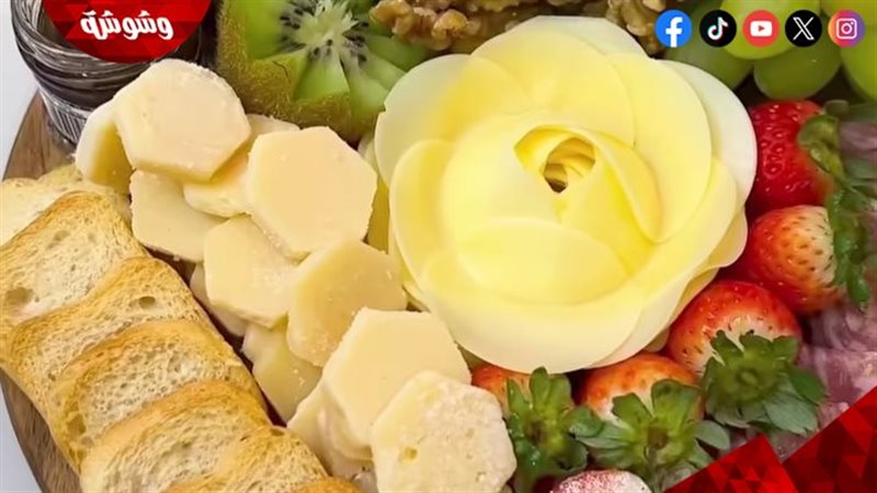 زهرة من شرائح الجبن