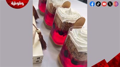كبات الجيلي بالكنافة.. مزيج شهي بين القرمشة والانتعاش