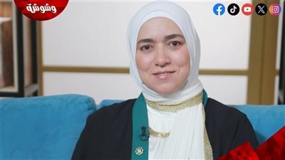 دينا أبو الخير: قصة سورة 
