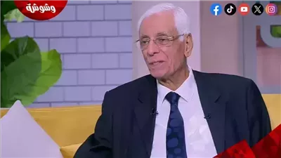 حسام موافي: فيتامين B12 آمن حتى مع زيادته.. والجسم يتخلص من الفائض تلقائيًا