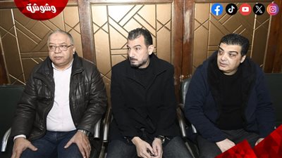 نجوم الفن يشاركون في عزاء والدة زوجة محمد سري بمسجد الكواكبي