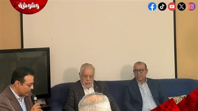 بحضور أشرف زكي وصبري فواز.. انطلاق حفل توقيع كتاب 