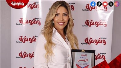 المطربة الهولندية لاروسي: بدأت من الصفر في الشرق الأوسط والطريق لم يكن سهلاً