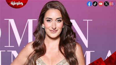أمينة خليل تحتفل بزفاف شقيقتها زينة في أجواء عائلية دافئة