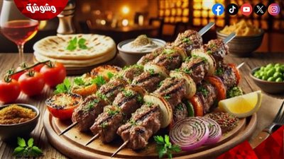 كباب اللحم على طريقة المطاعم.. نكهة غنية وطعم لا يقاوم في المنزل