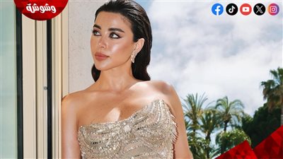 يارا السكري تخطف الأضواء بفستان سعره 15 ألف دولار