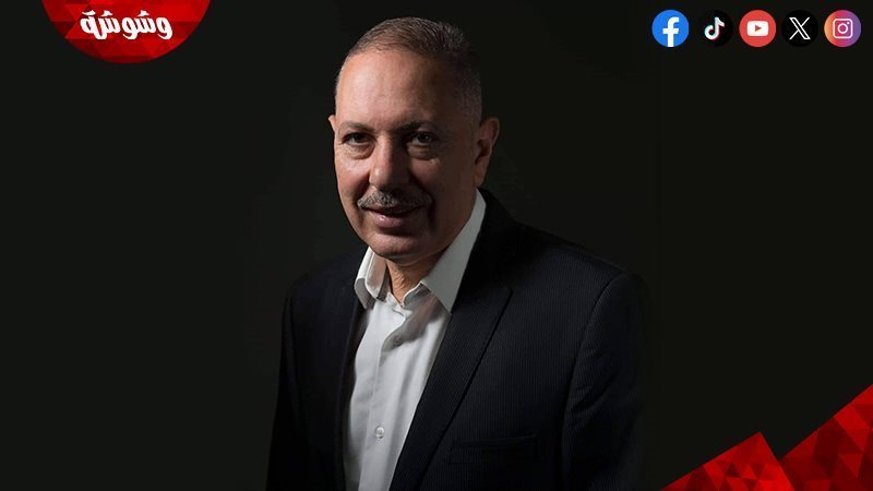 الناقد الفني خالد