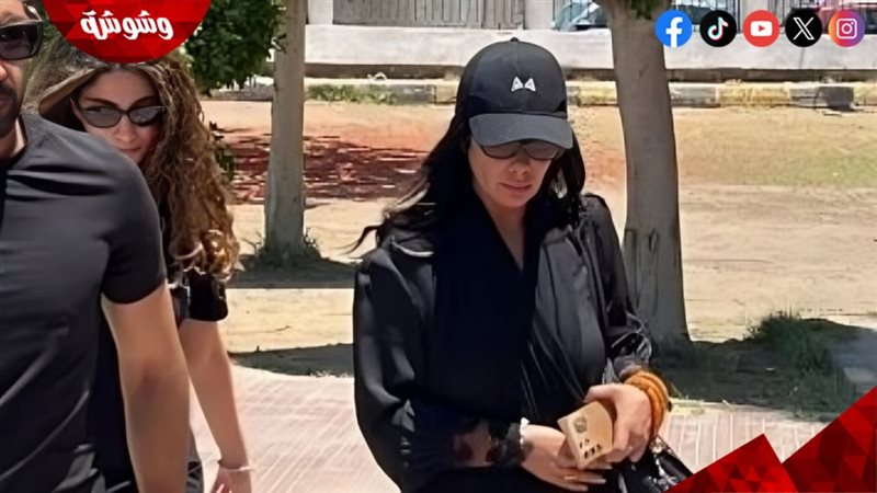 منى زكي