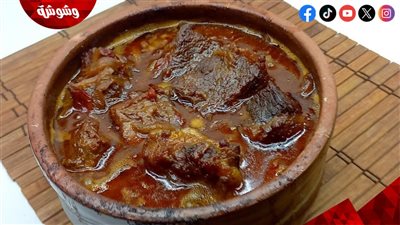 طريقة عمل طاجن اللحمة بالبصل في الفرن.. بخطوات سهلة