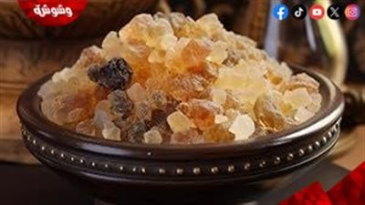 بـ 15 دقيقة فقط.. اصنعي غسول لبان الذكر السحري لشد البشرة فوراً