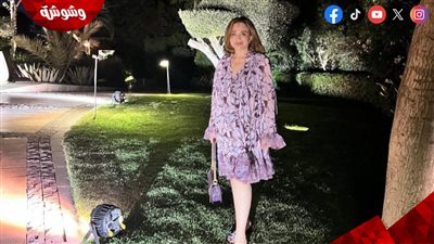 إلهام شاهين تتألق بفستان زهور بسعر يصل إلى 58 ألف جنيه
