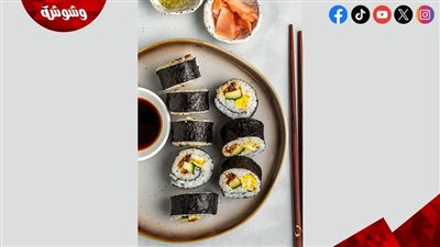 خطوة بخطوة.. طريقة عمل الماكي سوشي بالدجاج والتونة