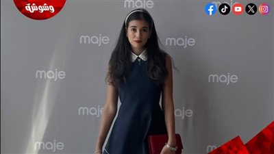 نورين أبو سعدة تستعرض أناقتها بإطلالة مستوحاة من زمن الستينات في باريس 