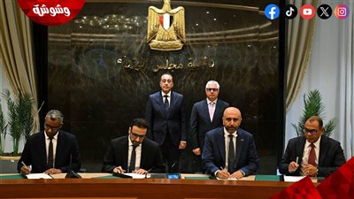 رئيس الوزراء يشهد توقيع 3 عقود لوجستية جديدة بالمنطقة الاقتصادية لقناة السويس