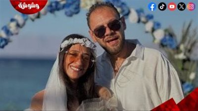 بعد 5 سنوات.. محمد علي رزق يحقق وعده لزوجته ويحتفل بزفافهما