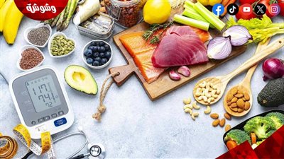 أطعمة تساعد في خفض الكوليسترول ودعم ضغط الدم بطريقة طبيعية