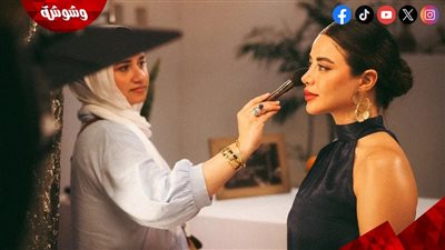 يارا السكري تبهر جمهورها بأقراط ذهبية ضخمة وتسريحة راقية