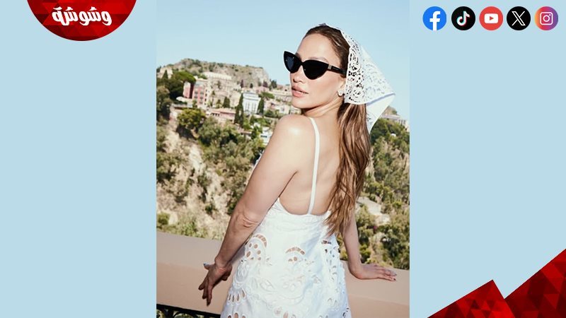 وشاح أنيق