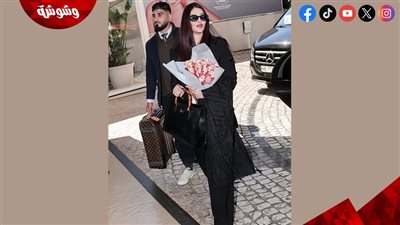 أيشواريا راي باتشان.. أيقونة الموضة التي لا ترضى بأقل من القمة