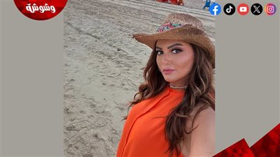فستان برتقالي وقبعة قش.. بشرى تستعرض أناقتها في أحدث ظهور