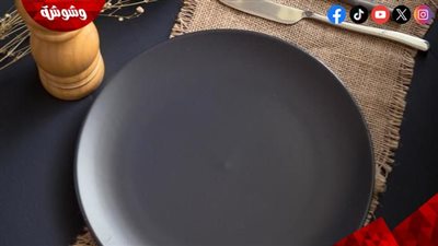 اتيكيت الشوكة والسكينة.. قواعد بسيطة تصنع فارقاً كبيراً في حضورك