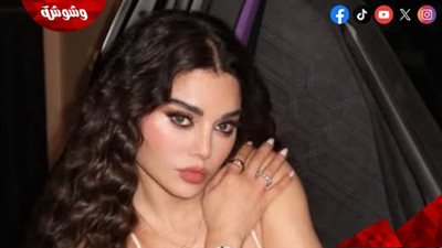 هيفاء وهبي تتألق في الساحل الشمالي بإطلالة أنيقة