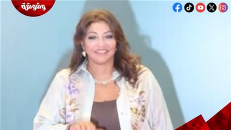 هالة صدقي تتألق