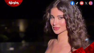 هدى الإتربي تخطف الأنظار بإطلالة صيفية أنثوية