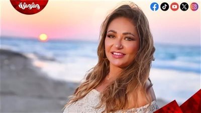 ماذا حدث في قاعة «كان» ليلة عرض المصير؟.. ليلى علوي تكشف السر