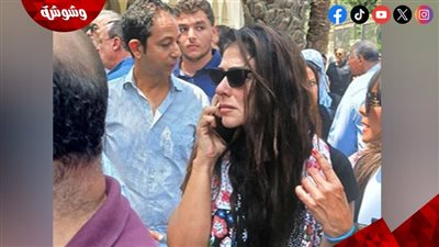 انهيار بسمة خلال جنازة ياسمين ابنة الفنانة نجلاء فتحي