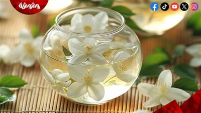 ماسك الياسمين والعسل.. ثنائي استثنائي لحبس الرطوبة وتنعيم المسام