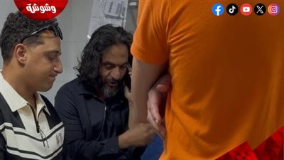 بعد حادث طريق العلمين.. رضا البحراوي يساند بهاء سلطان في المستشفى 