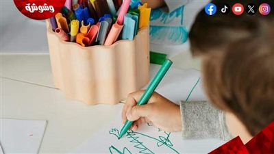 لا تجبر طفلك على الكتابة مبكراً.. دليلك لفهم نمو عضلات يده