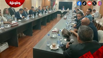 وزير الدولة للإعلام لرؤساء تحرير المواقع: «المهنة هتروح في داهية لو مشينا وراء السوشيال ميديا»