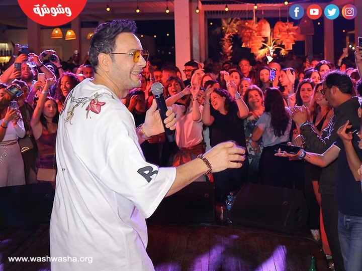 بالصور .. عمرو دياب يتألق بأضخم حفلات العلمين الجديدة 